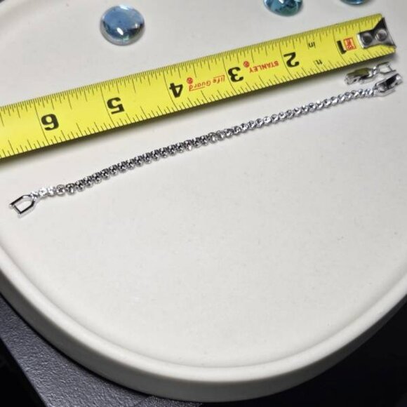 Swarovski Emily Tennis Bracelet Round Crystals Rhodium Plated NWOT NIB - Picture 3 of 6